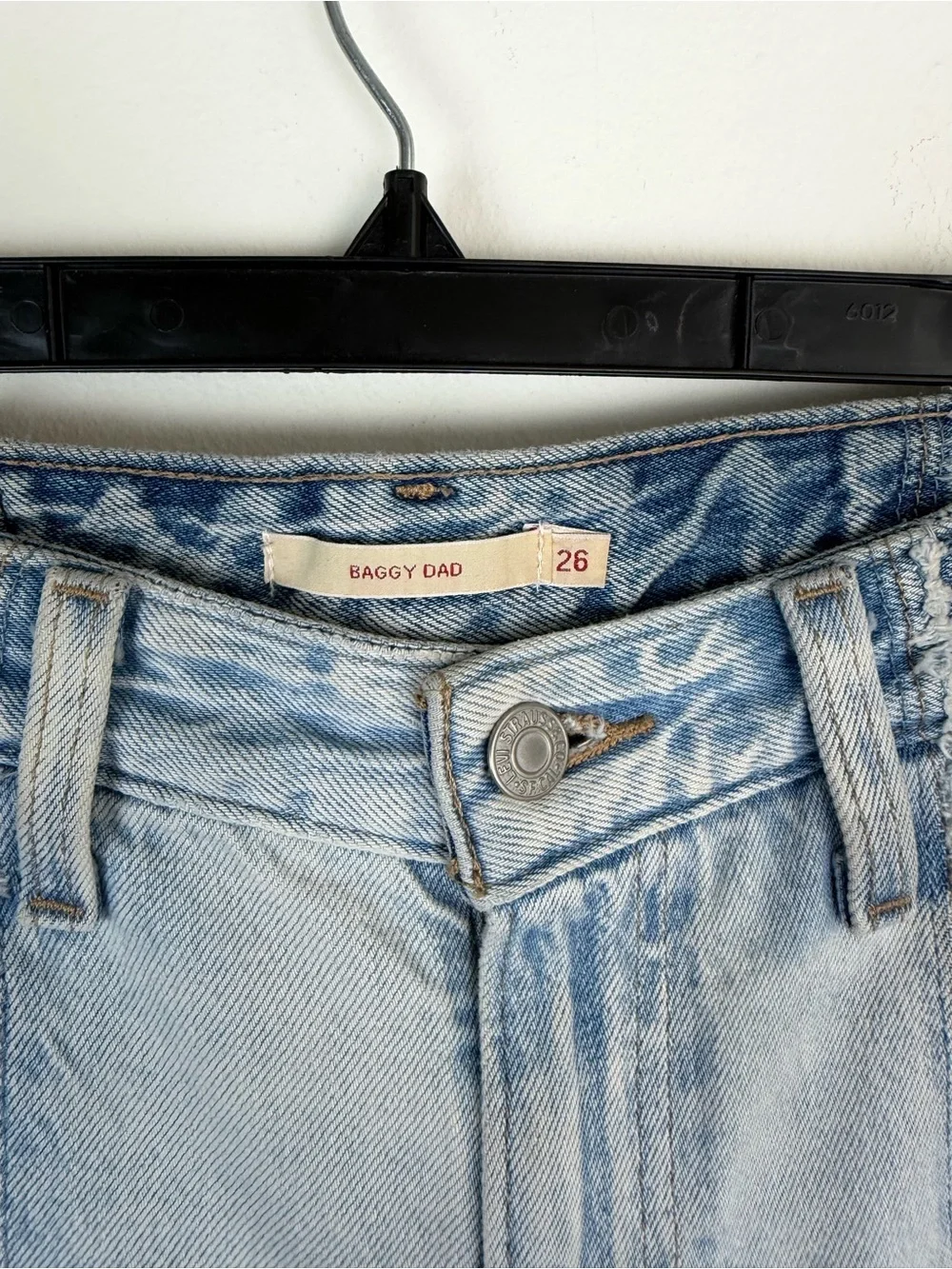 Levi's Baggy Dad Recrafted Straight Jeans 2 Toned Size 26 - Picture 4 of 7